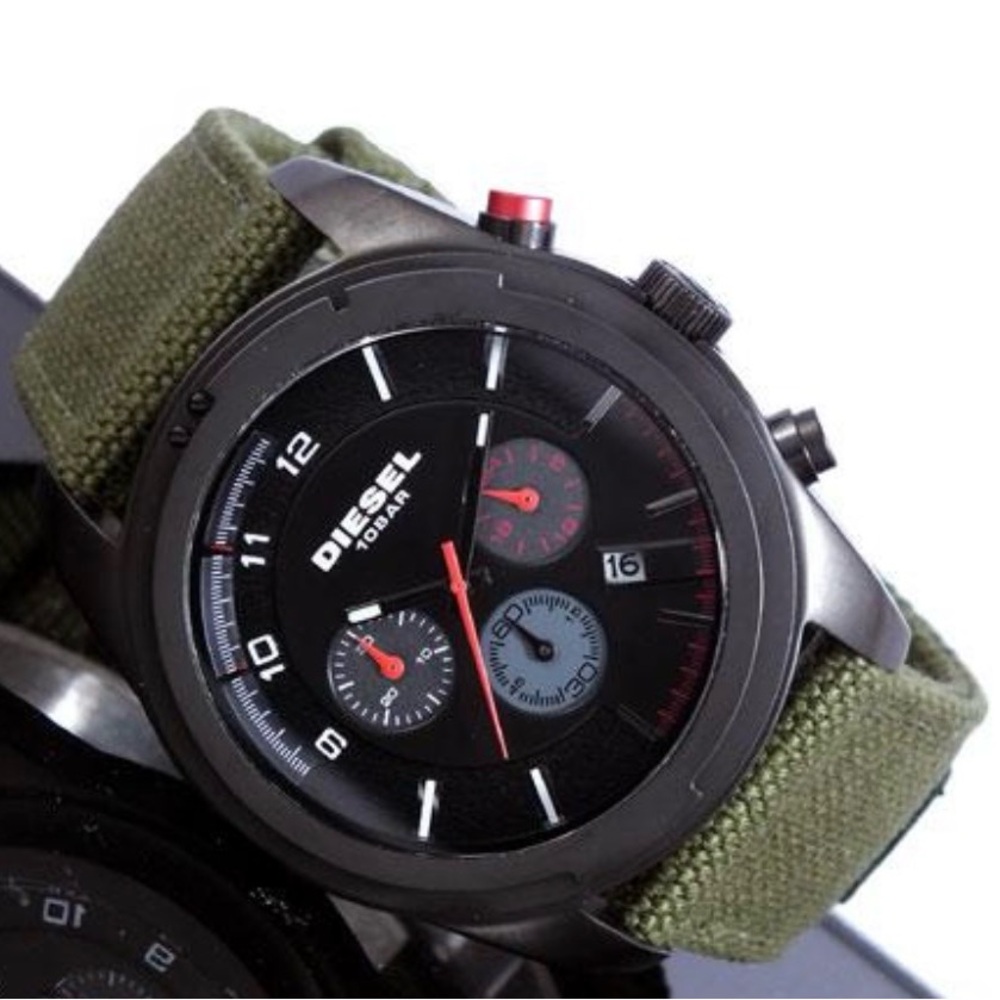 DIESEL WATCH Olive Green x Red HB-DS-DZ4189 (Casio, Seiko, G-Shock)